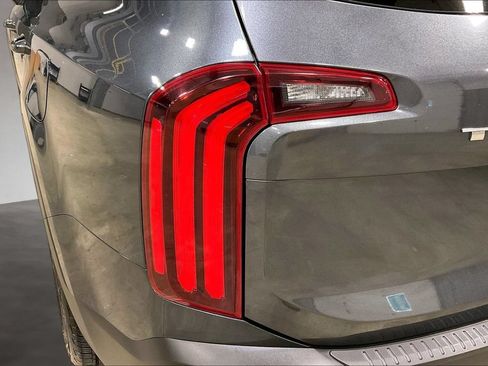 Used 2021 Kia Telluride EX FWD image 23