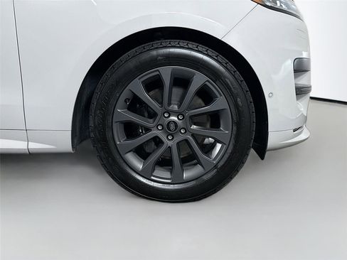 Used 2024 Land Rover Range Rover Sport Dynamic SE AWD/4WD image 36