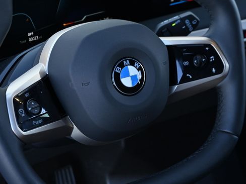 New 2026 BMW iX xDrive45 w/ Premium Package image 21