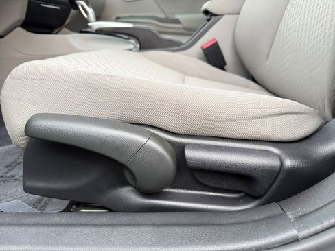 Used 2015 Honda Civic EX image 10