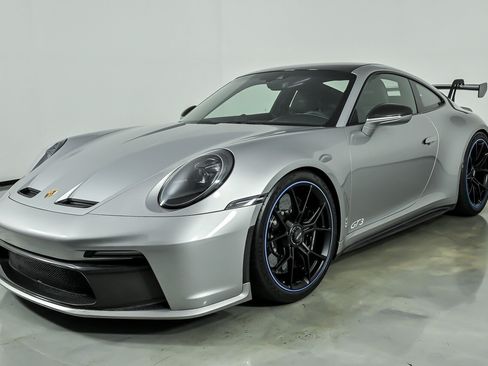 Used 2022 Porsche 911 GT3 RWD image 5