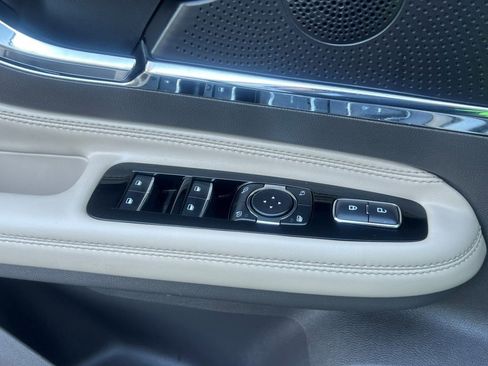 Used 2023 Lincoln Corsair Standard Sport Utility w/ Equipment Group 101A image 29