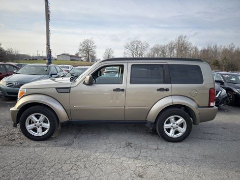 Used 2007 Dodge Nitro SLT image 3