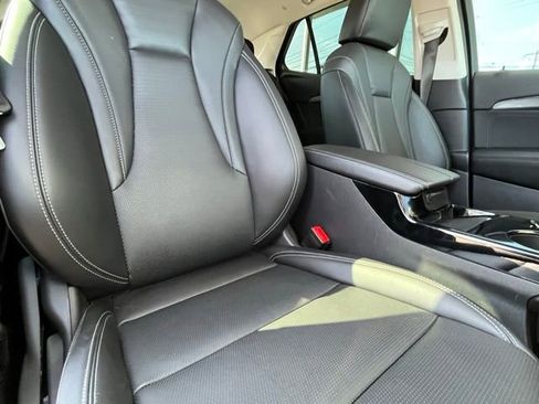 Used 2024 Buick Envision Preferred AWD/4WD image 31