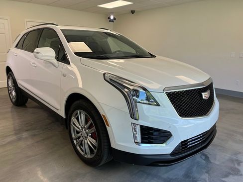 Certified 2025 Cadillac XT5 Sportv AWD/4WD image 1