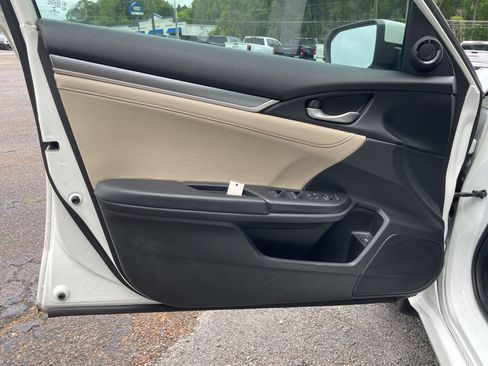 Used 2016 Honda Civic EX-L image 12