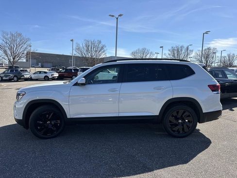 New 2026 Volkswagen Atlas SE FWD image 9