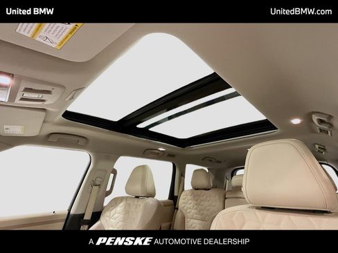 Used 2025 Nissan Armada Platinum RWD image 12
