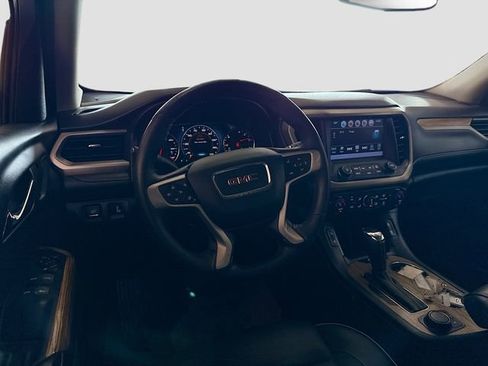 Used 2017 GMC Acadia Denali w/ Technology Package image 25