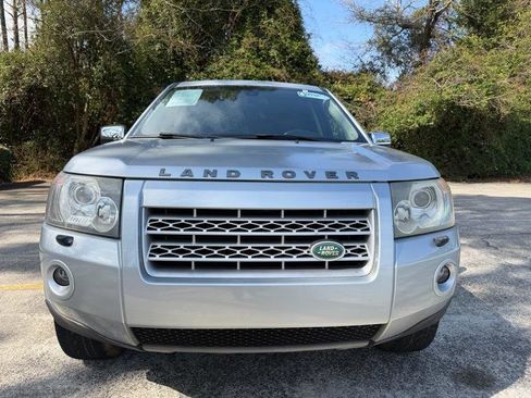 Used 2008 Land Rover LR2 SE image 16