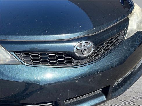 Used 2013 Toyota Camry SE FWD image 31