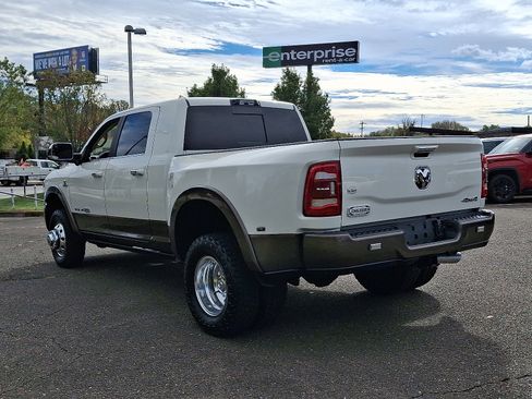 Used 2022 RAM 3500 Limited image 4