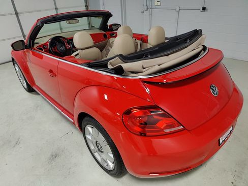 Used 2015 Volkswagen Beetle 1.8T FWD image 21