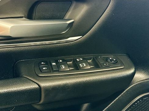 Used 2019 RAM 1500 Big Horn AWD/4WD image 18