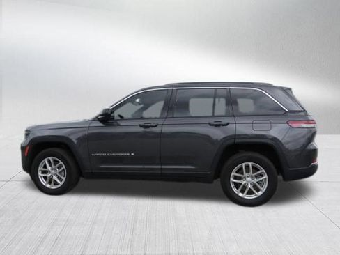 Certified 2024 Jeep Grand Cherokee Laredo X RWD image 7