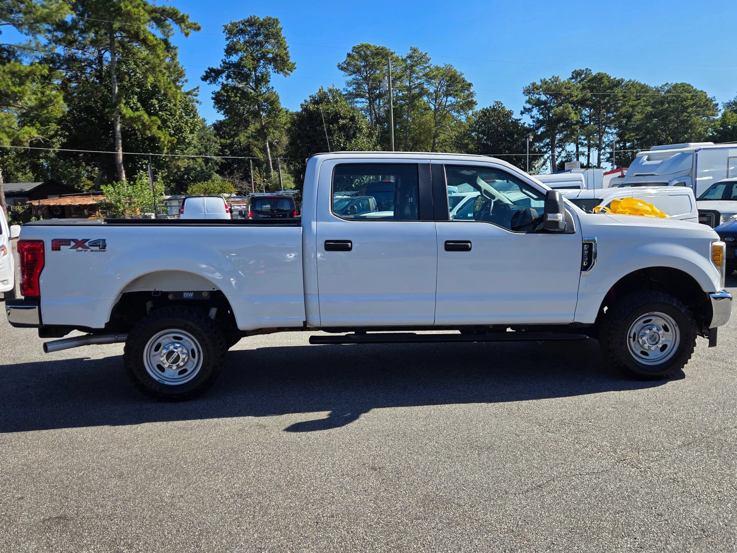 Used 2017 Ford F250 XL w/ Power Equipment Group AWD/4WD image 13