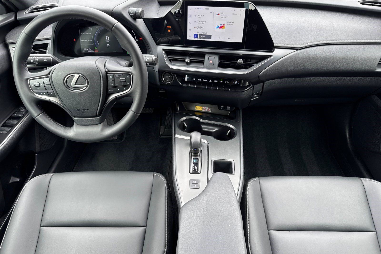 Certified 2026 Lexus UX 300h FWD w/ Accessory Package (Z1) image 17