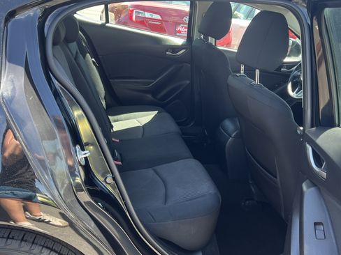 Used 2015 MAZDA MAZDA3 i Touring FWD image 11