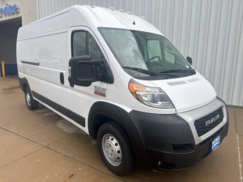 Used 2020 RAM ProMaster 2500 w/ Interior Convenience Group FWD image 2