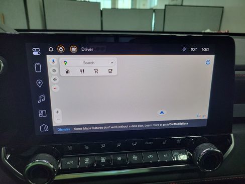 Used 2023 Chevrolet Colorado Z71 w/ Z71 Convenience Package 2 image 8