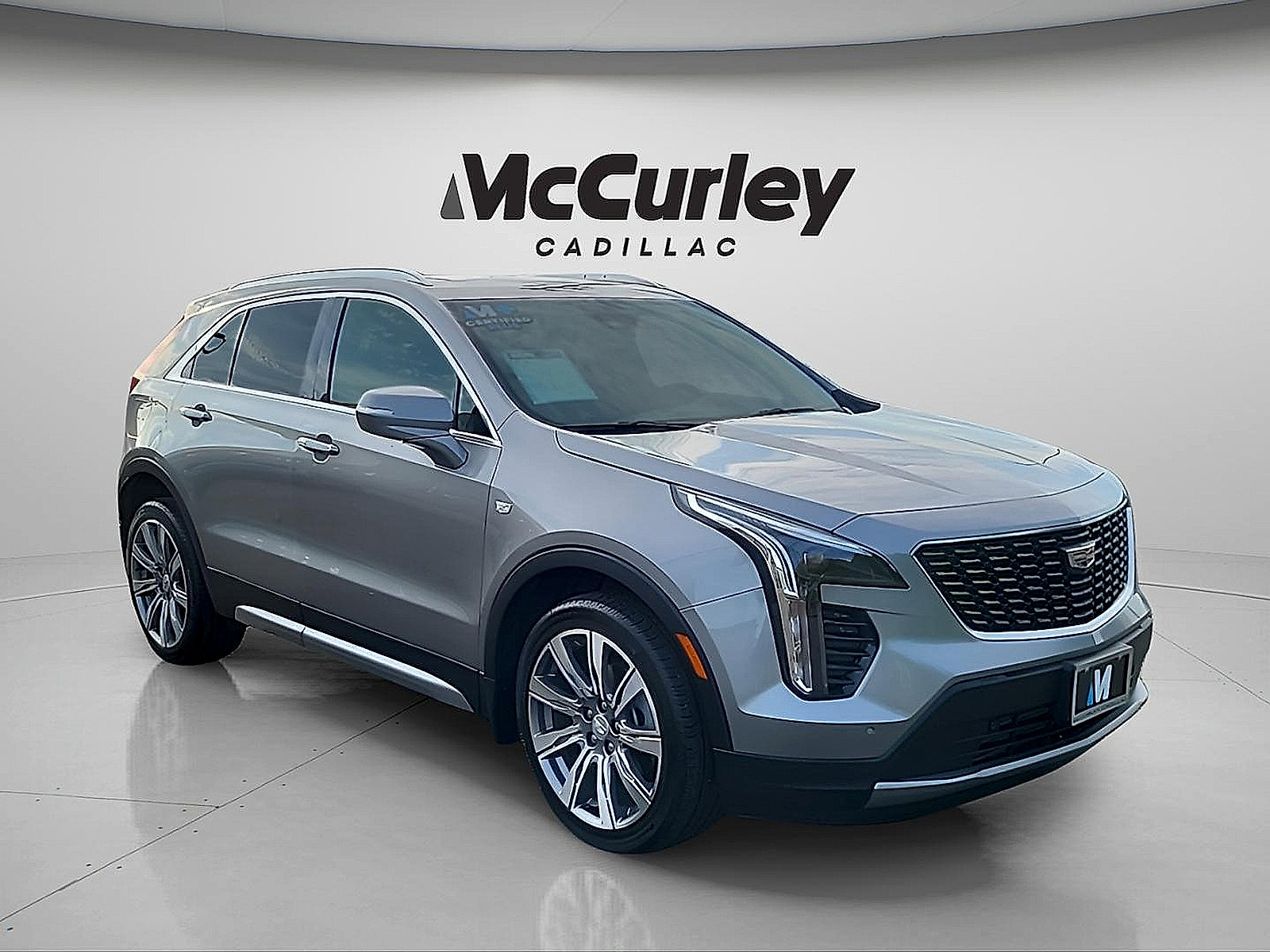 Used 2023 Cadillac XT4 Premium Luxury w/ Sun And Sound Package AWD/4WD image 1