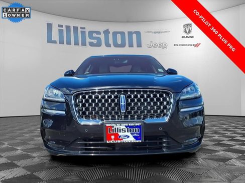 Used 2021 Lincoln Corsair Grand Touring image 2
