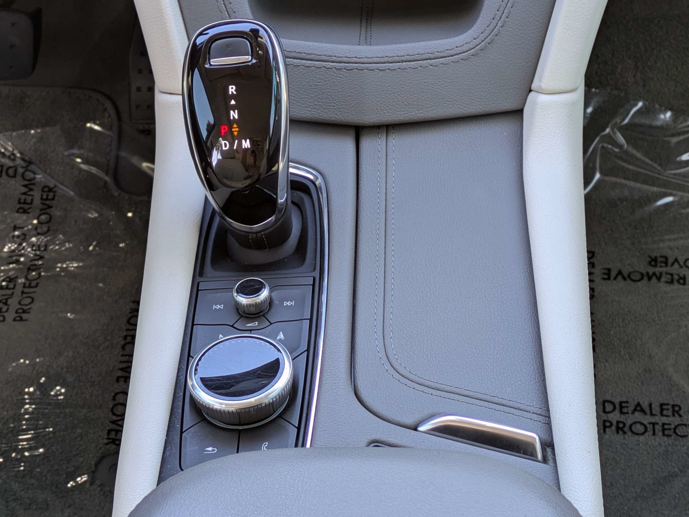 Used 2023 Cadillac XT5 Premium Luxury FWD image 16
