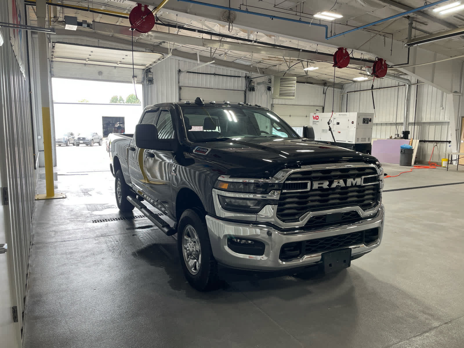 Used 2025 RAM 2500 Tradesman w/ Chrome Appearance Group AWD/4WD image 3