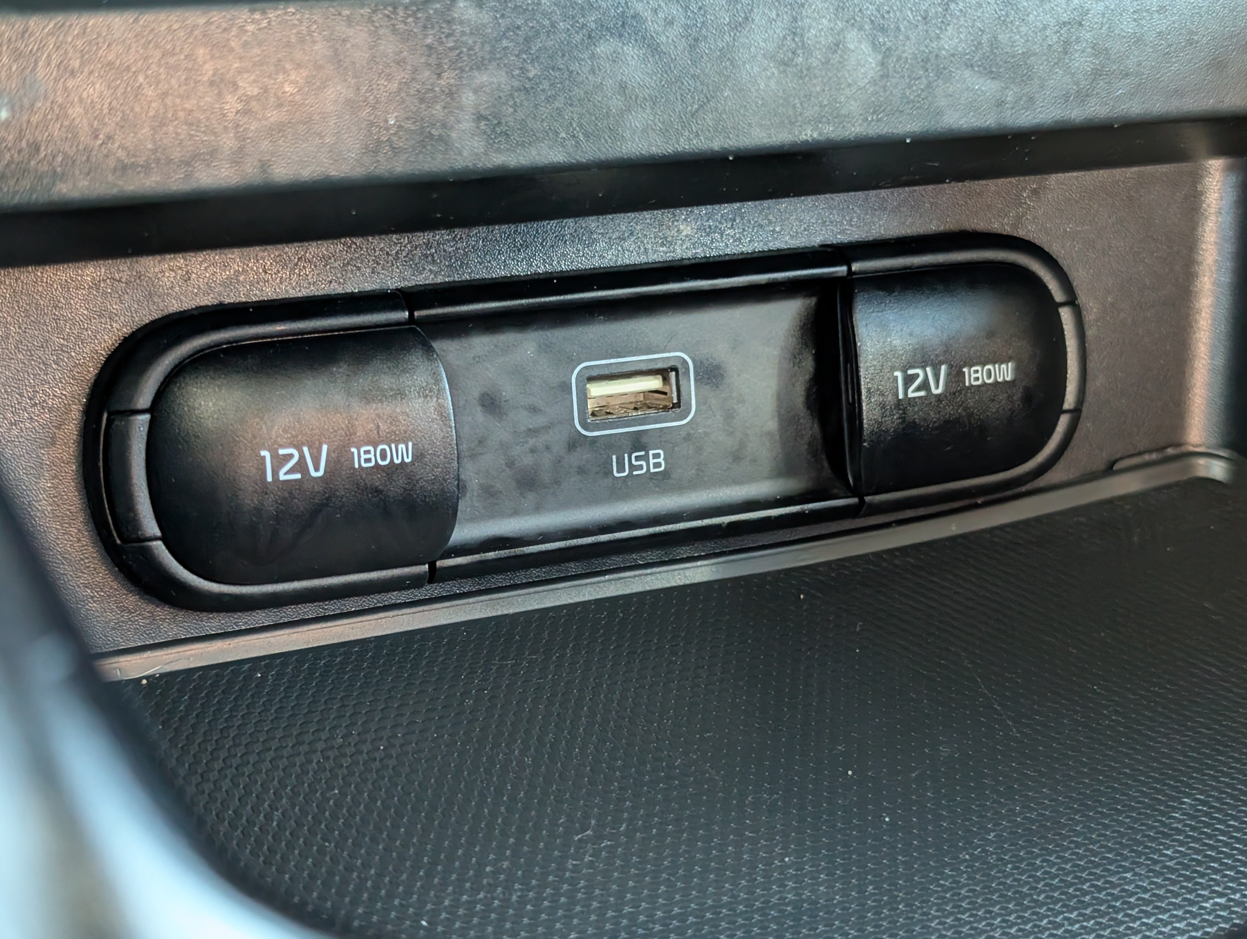 Used 2024 Kia Soul LX w/ Option Group 015 FWD image 23