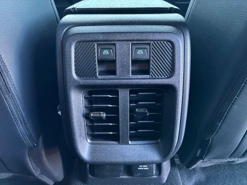 Used 2026 Ford Bronco Outer Banks w/ Sasquatch Package AWD/4WD image 31