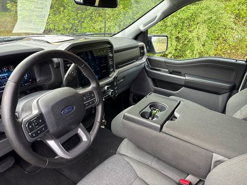 Used 2025 Ford F150 XLT w/ Equipment Group 301A Standard AWD/4WD image 9