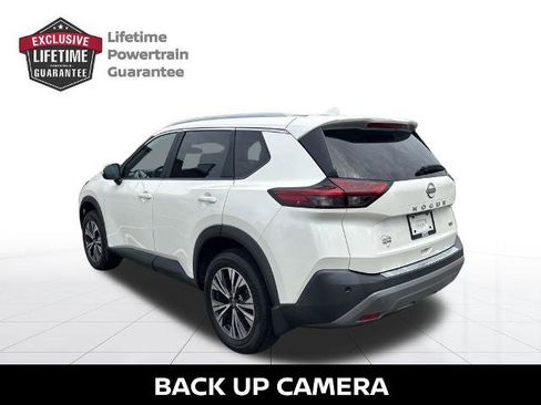 Certified 2023 Nissan Rogue SV w/ SV Premium Package FWD image 4