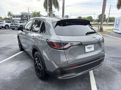 Certified 2025 Honda HR-V Sport image 6