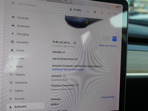 Used 2018 Tesla Model 3 Long Range image 15