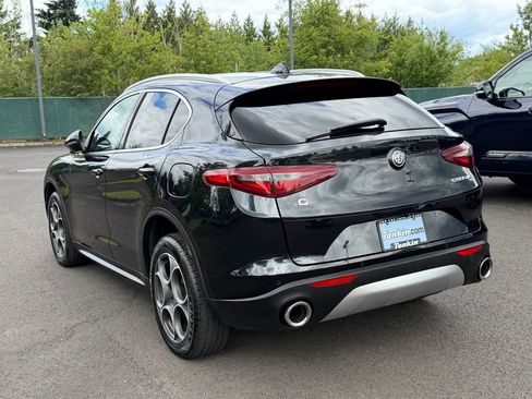 Used 2018 Alfa Romeo Stelvio AWD image 6