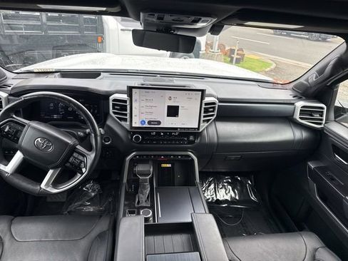 Used 2023 Toyota Tundra Platinum w/ Advanced Package image 9