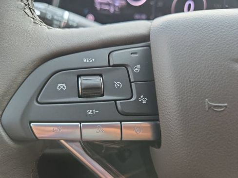 Certified 2024 Cadillac Escalade Premium Luxury AWD/4WD image 24