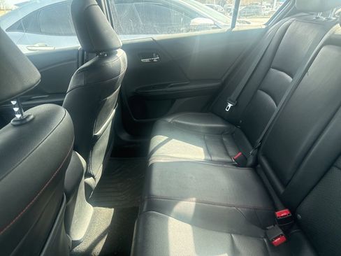 Used 2017 Honda Accord Sport Special Edition image 9