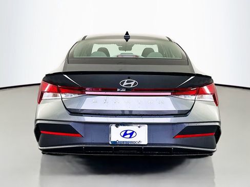New 2026 Hyundai Elantra Sport image 6