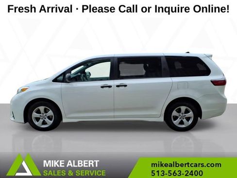 Used 2020 Toyota Sienna L FWD image 4