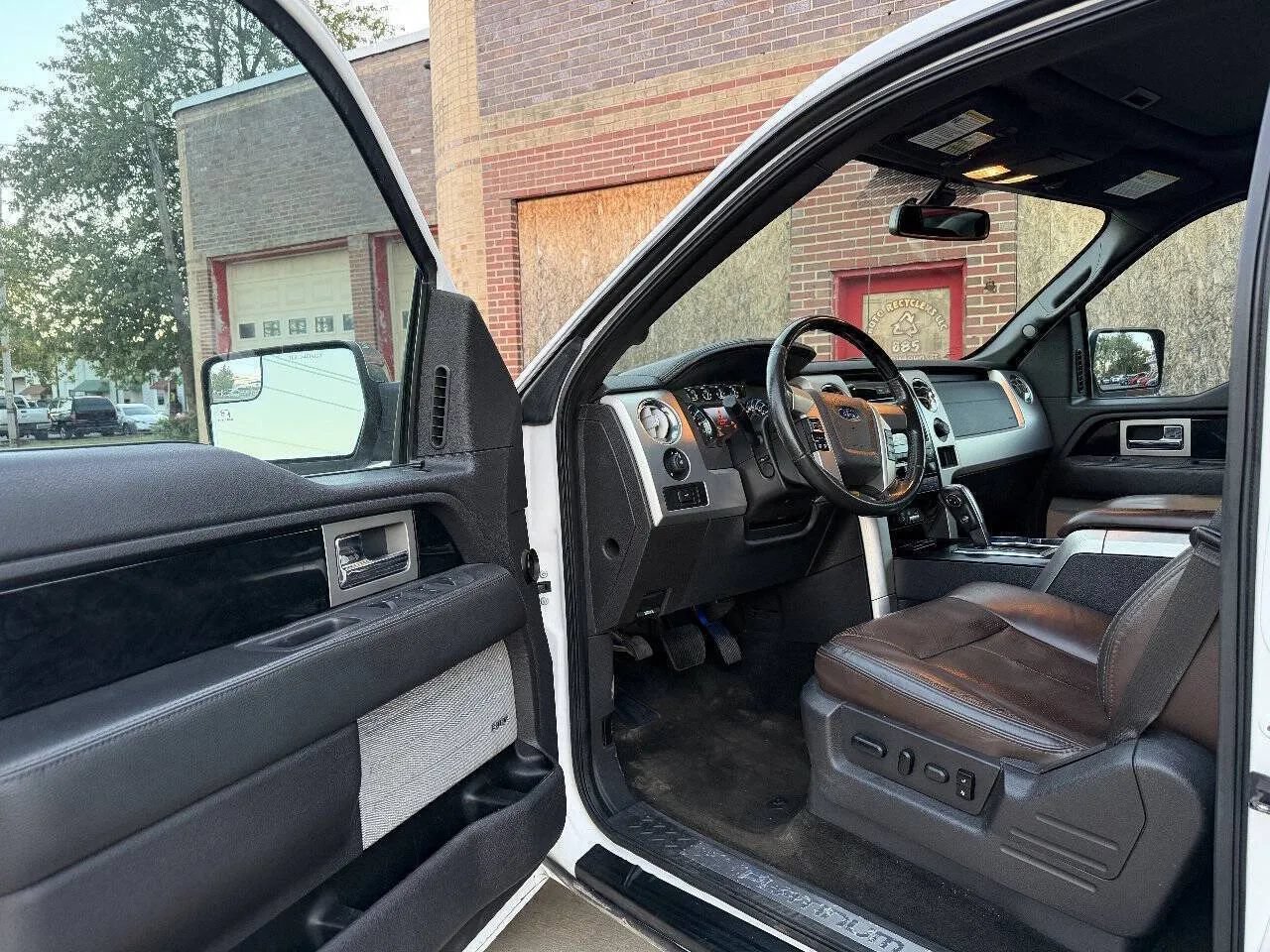 Used 2012 Ford F150 Platinum w/ Max Trailer Tow Pkg AWD/4WD image 10