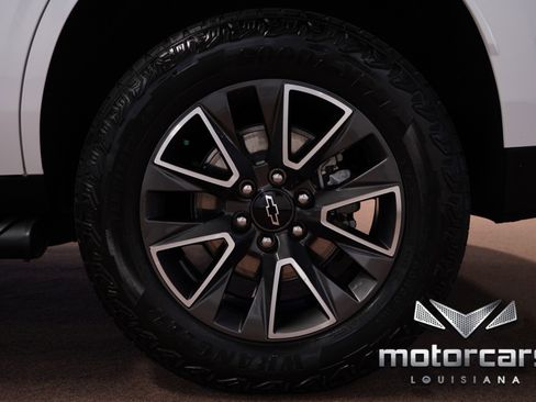 Used 2024 Chevrolet Tahoe Z71 AWD/4WD image 21
