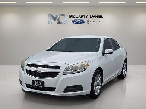 Used 2013 Chevrolet Malibu Eco FWD image 2