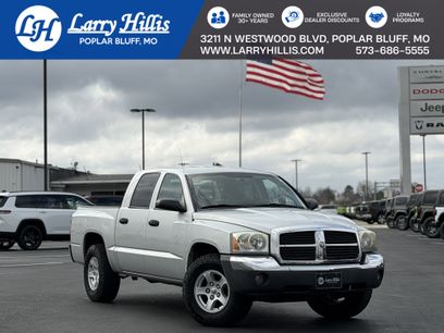 Used 2005 Dodge Dakota SLT