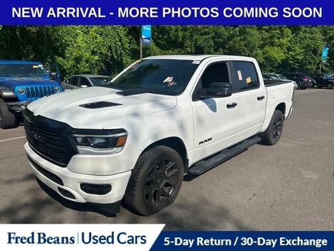 Used 2024 RAM 1500 Laramie AWD/4WD image 1