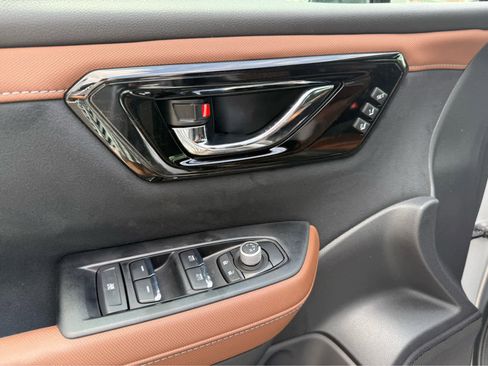 New 2026 Subaru Forester Touring AWD/4WD image 8