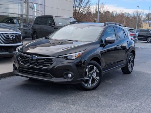 Used 2024 Subaru Crosstrek 2.0i Premium image 1