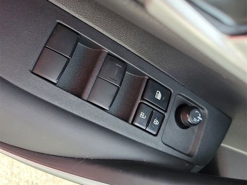 Used 2024 Toyota Corolla SE image 14