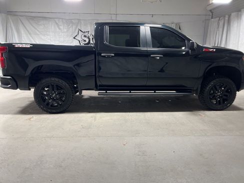Used 2024 Chevrolet Silverado 1500 Custom Trail Boss AWD/4WD image 8