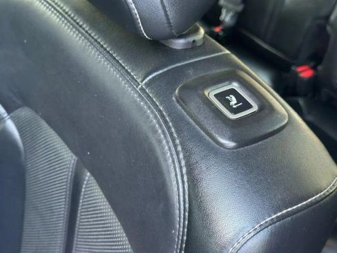 Used 2022 Jeep Wagoneer Series III w/ Flexible Seating Group RWD image 20